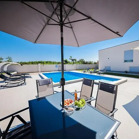 Villa Miranda Comfortable Zaton (Zadar)