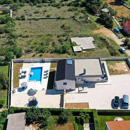 Miranda Comfortable Villa Zaton (Zadar)