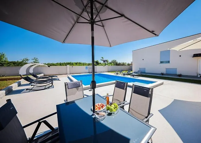 Villa Miranda Comfortable Zaton (Zadar)