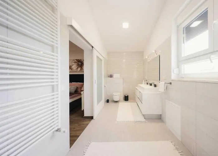 Miranda Comfortable Villa