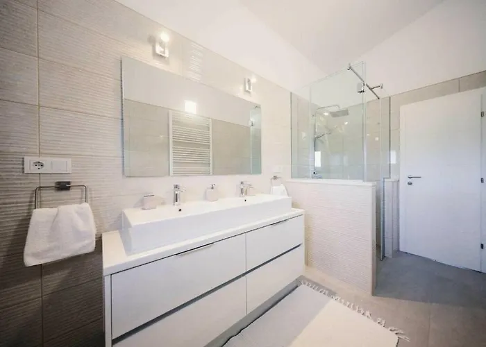 Villa Miranda Comfortable Zaton (Zadar)